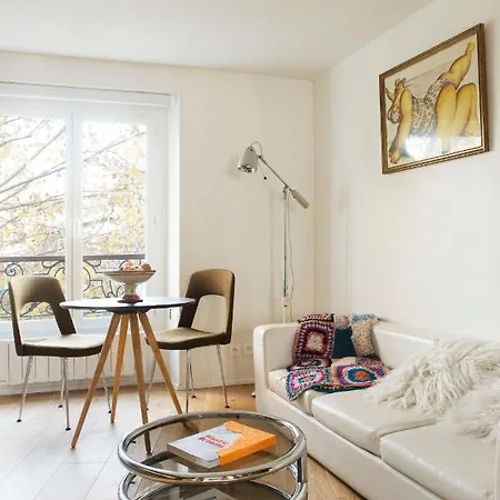 Le Marais Calme Et Lumineux Apartment