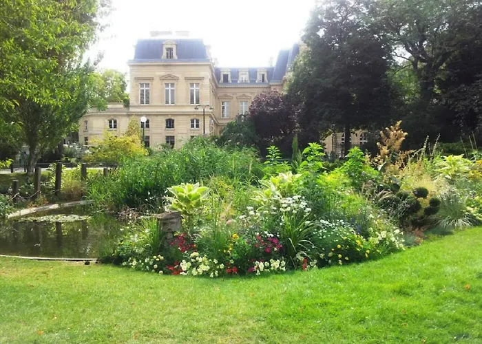 Le Marais Calme Et Lumineux Apartment